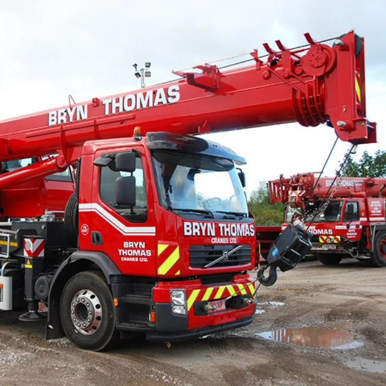 caminhão-guindaste marchetti mtk-40 fotos