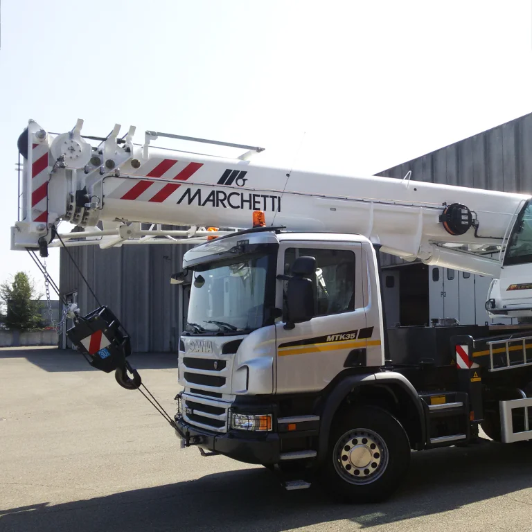 caminhão-guindaste marchetti mtk-40 fotos