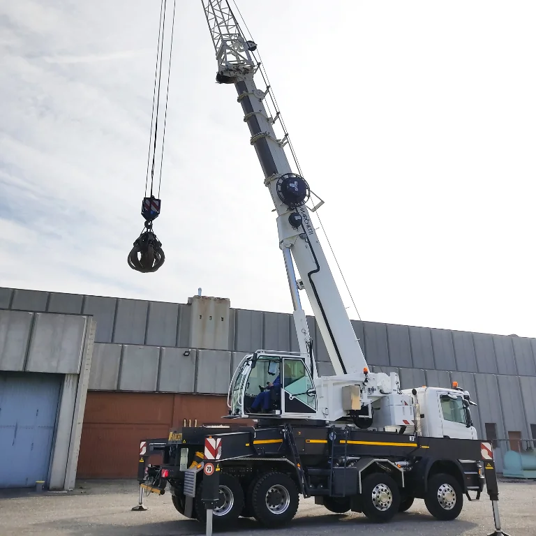 grue-sur-camion marchetti mtk-1005 photos