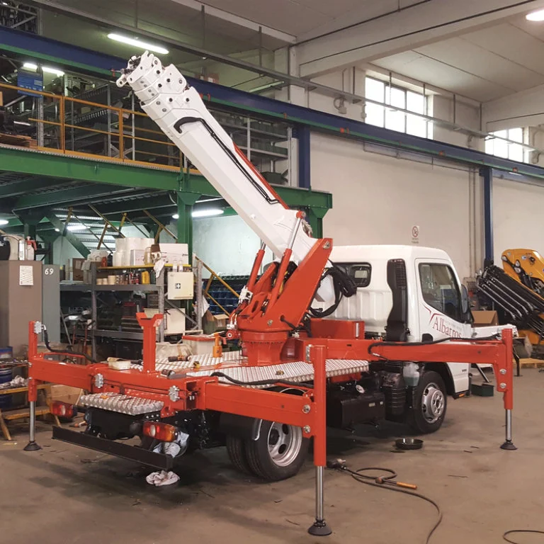 mini-celtnis bglift t250 fotogrāfijas