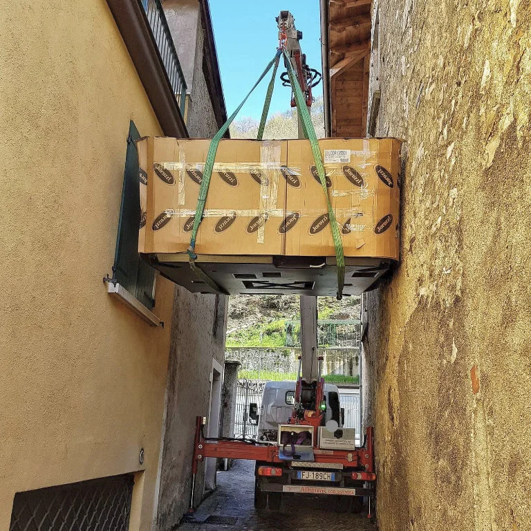 mini-celtnis bglift t250 fotogrāfijas