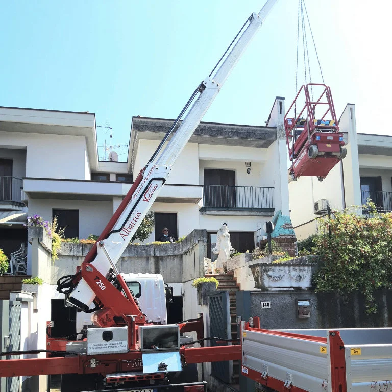 mini-celtnis bglift t250 fotogrāfijas