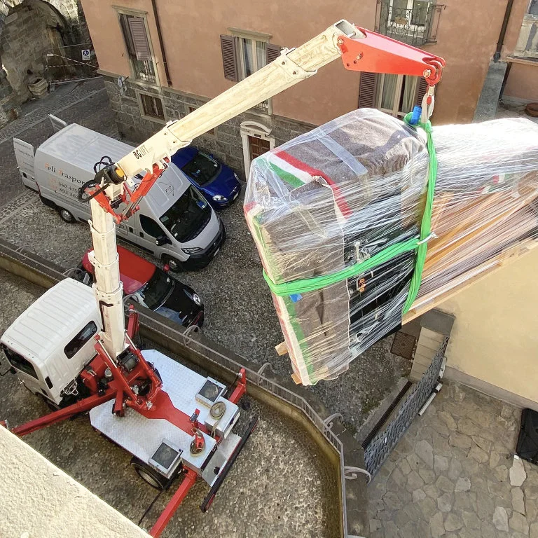 mini-celtnis bglift t250 fotogrāfijas