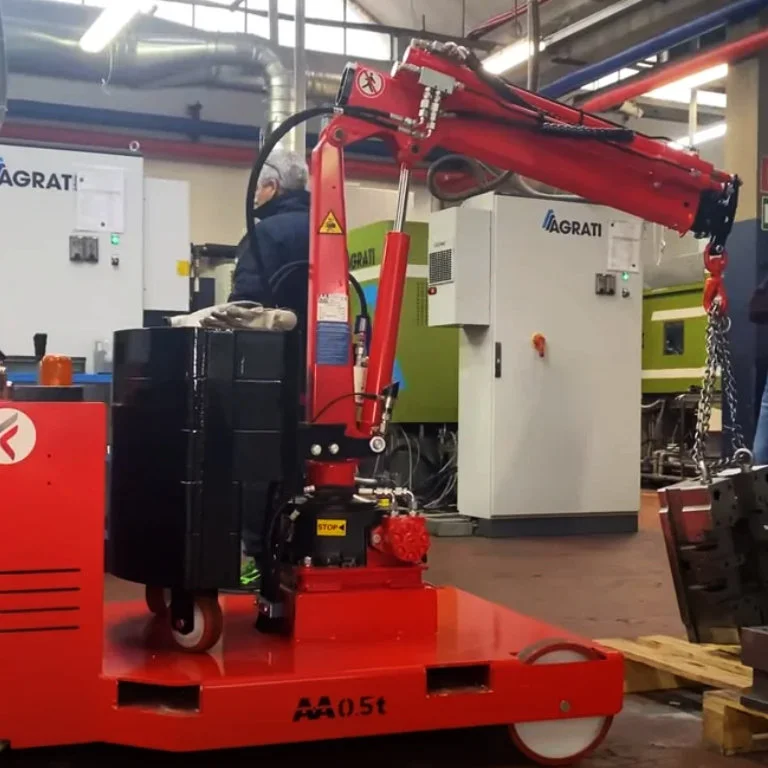 grua-de-oficina-com-contrapeso axa-flexlifting orbit-500el fotos