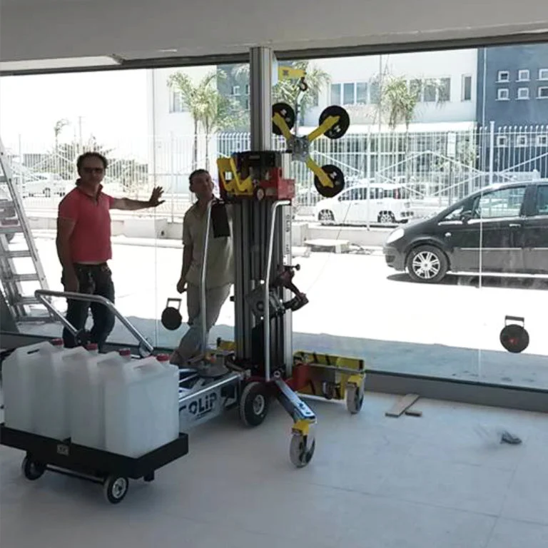 materiālu-pacēlājs golia bull fotogrāfijas