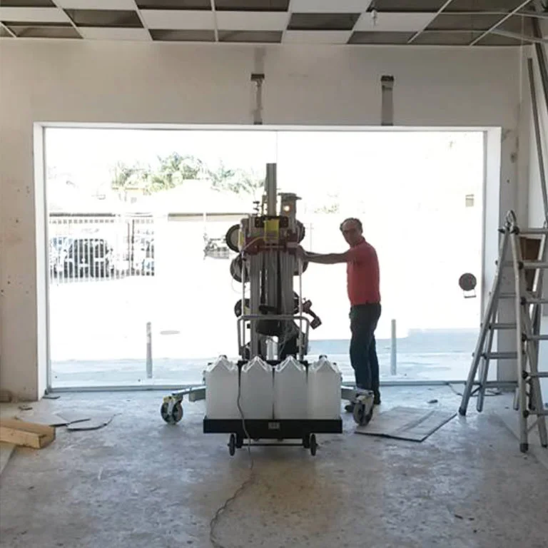 materiālu-pacēlājs golia bull fotogrāfijas