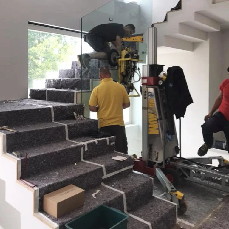 телескопические-грузовые-подъемники golia magnum фотографии