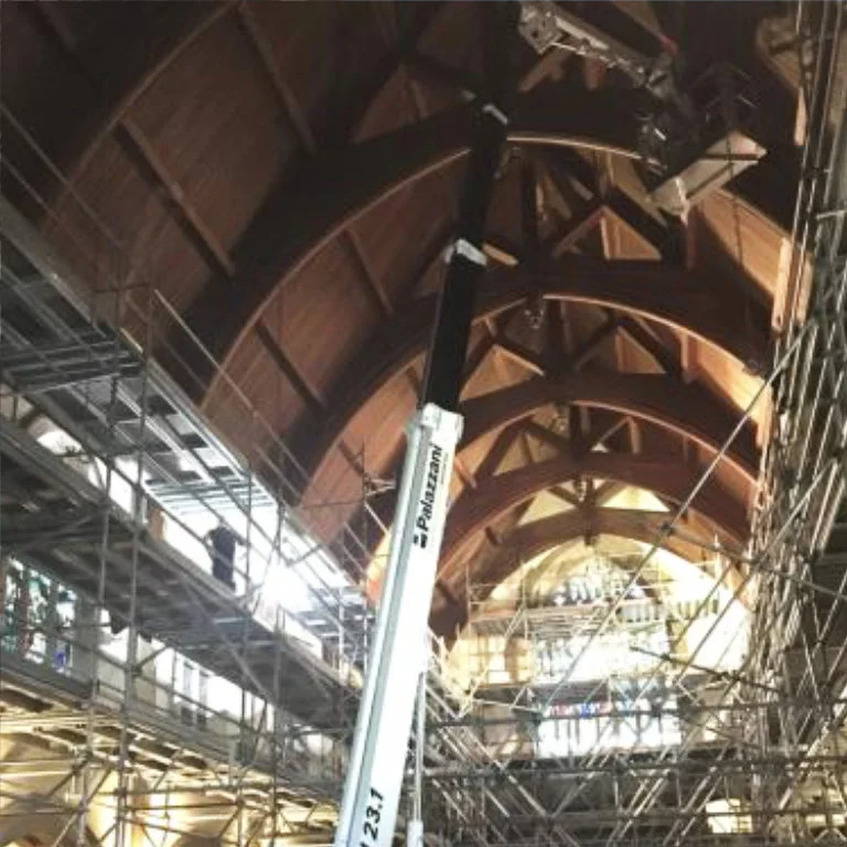 plataforma-aranha palazzani tsj23 fotos