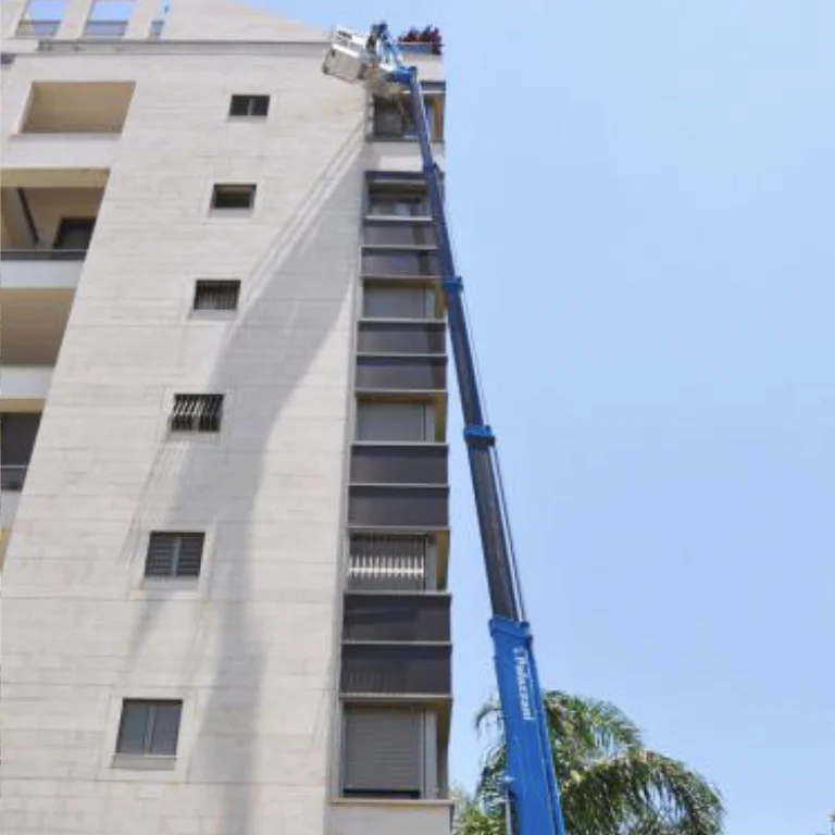 гусеничный-коленчатый-подъемник palazzani tsj27 фотографии