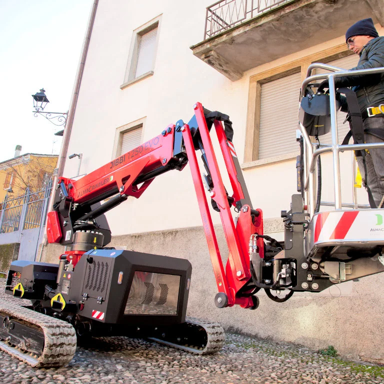 alkūninis-teleskopinis almac jibbi-1250-evo nuotraukos