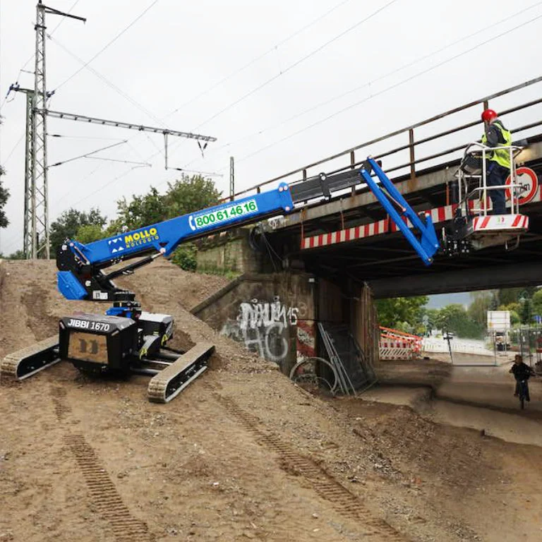 гусеничный-телескопический-подъемник almac jibbi-1670-evo фотографии