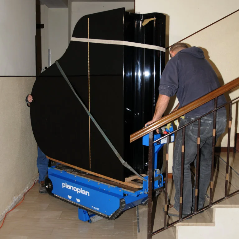 Monte escalier à chenilles charge 600kg Pianoplan - Dumatos Equipement