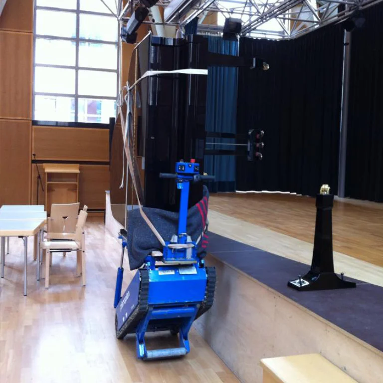 kāpurķēžu-kāpņu-kāpēja pianoplan 600j-speedy-horizontal fotogrāfijas