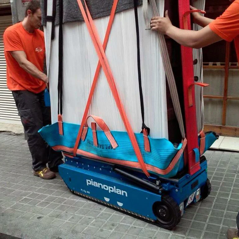 kāpurķēžu-kāpņu-kāpēja pianoplan 600j-speedy-horizontal fotogrāfijas