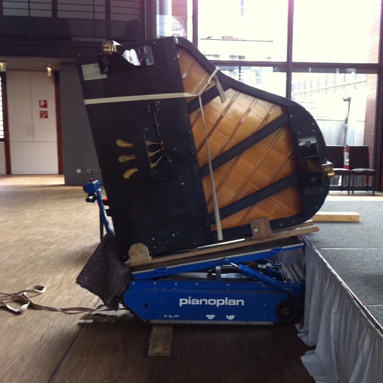 kāpurķēžu-kāpņu-kāpēja pianoplan 600j-speedy-horizontal fotogrāfijas