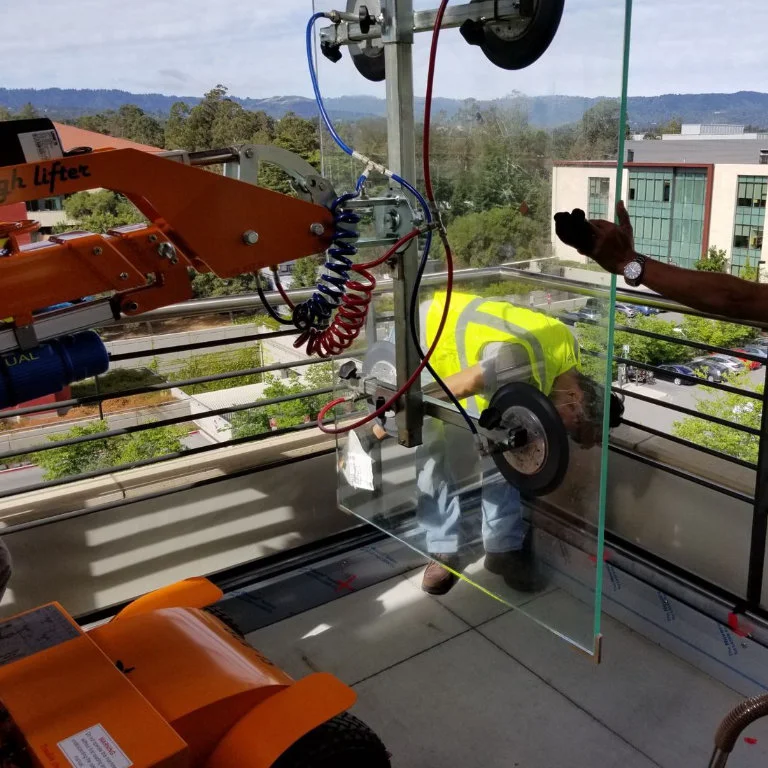 guindaste-com-manipulador-de-vidro smartlift sl-408 fotos