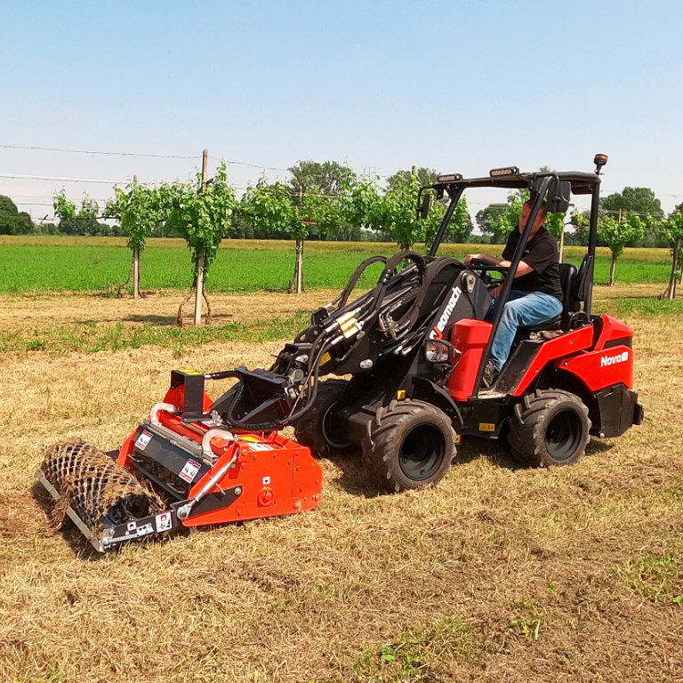 универсальный-мини-погрузчик neomach nova-x40 фотографии