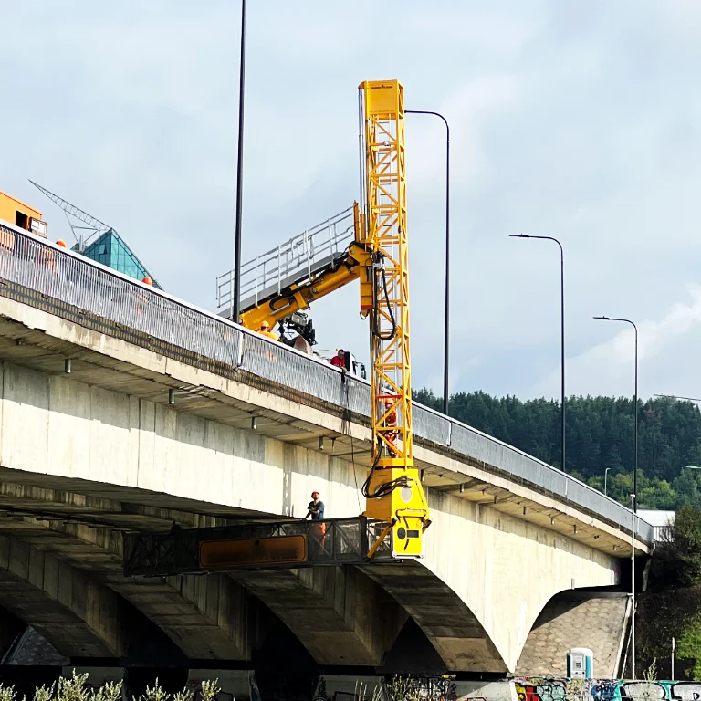 by-bridge-platforma moog mbi-180 fotos