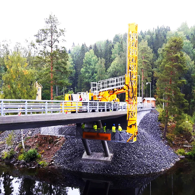 by-bridge-platforma moog mbi-180 fotos