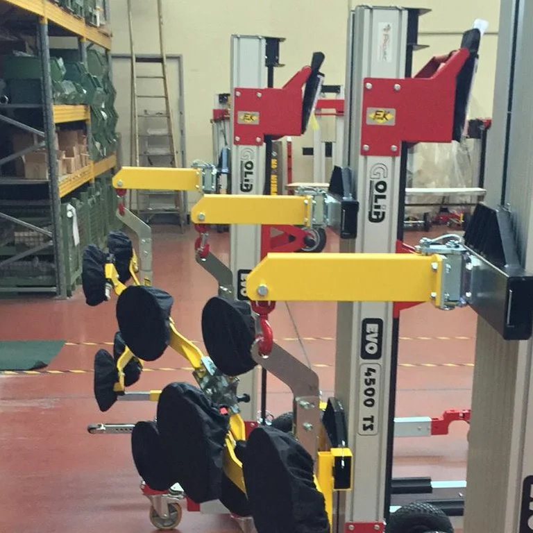 medžiaginis-keltuvas golia 350mm-fork photo