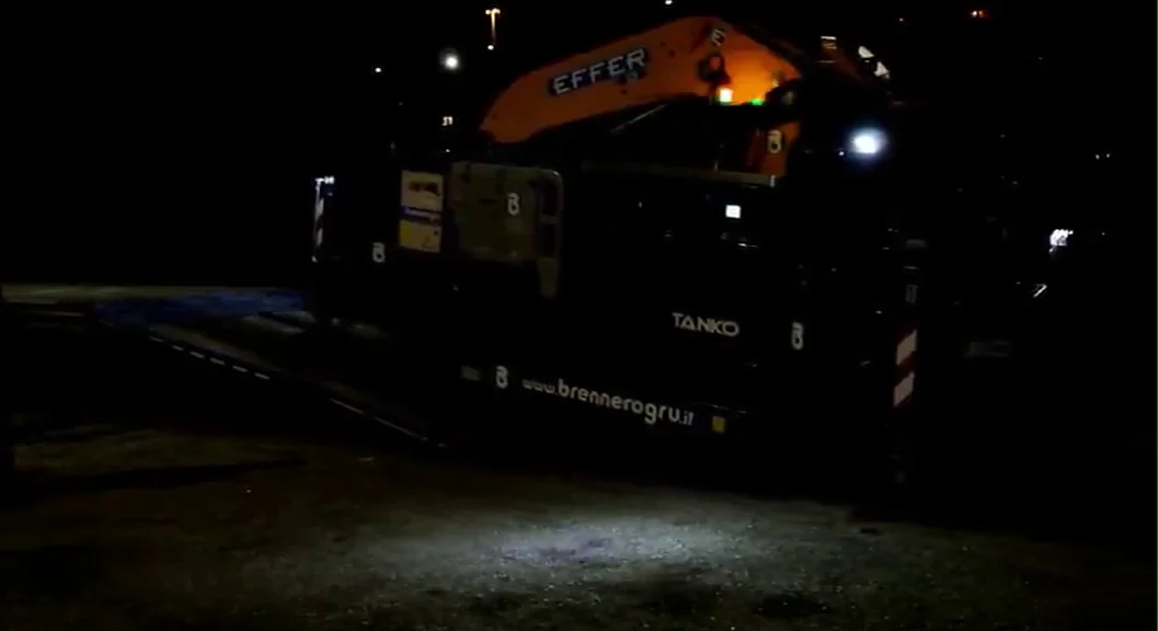 vvaizdo BGLIFT CWE525 pakrovimas į sunkvežimį