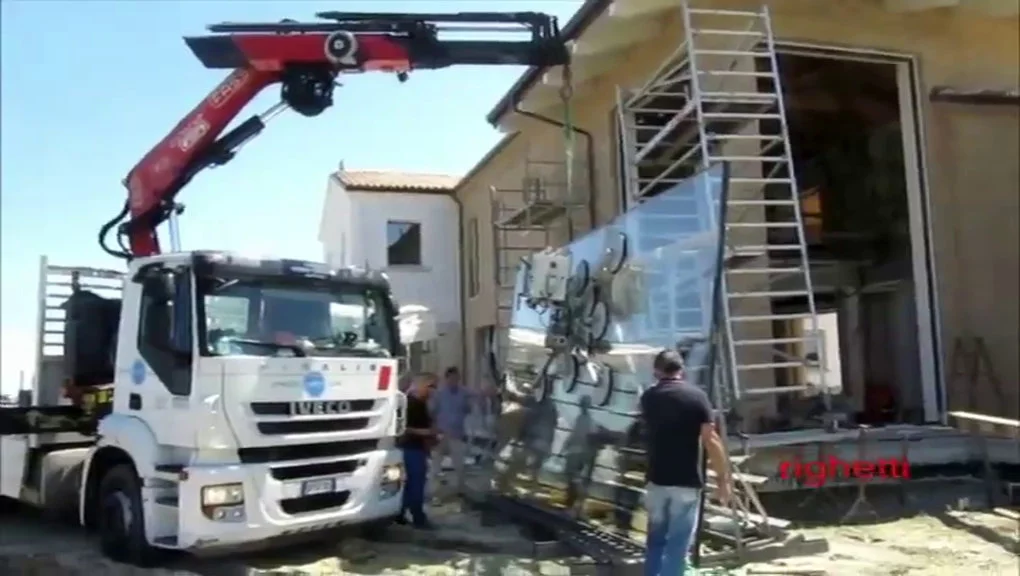 Vídeo do elevador de vidro a vácuo VB4+8 RCEBE D4 no trabalho